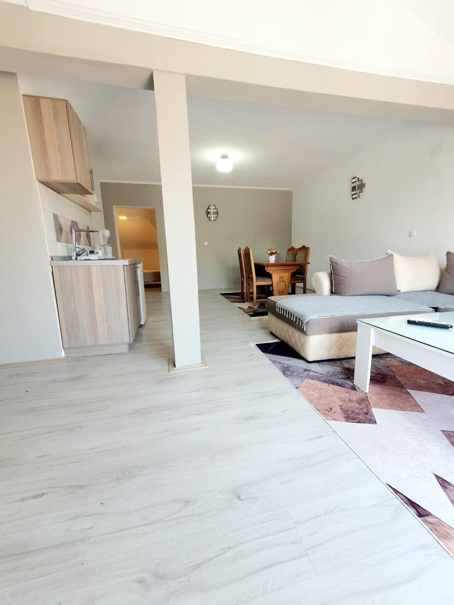 גבגלייה Eftimija Apartments מראה חיצוני תמונה